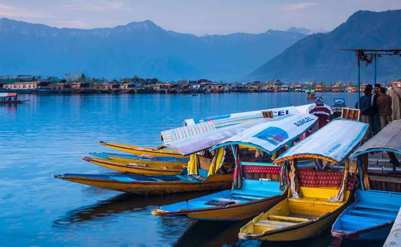 Tourist Places in Jammu & Kashmir